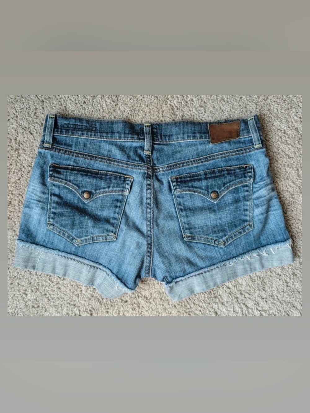 Citizens of Humanity Low Rise Denim Cuffed Shorts Size 27 - Picture 3 of 15